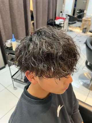 パーマ メンズ パーマ特化美容師 茂木広幸のヘアスタイル