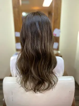 ロング カラー ヘアアレンジ 加藤 瑠美のヘアスタイル