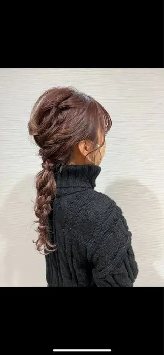 セミロング ヘアアレンジ 中村 由布紀のヘアスタイル