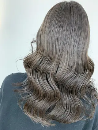 ロング 🥇近藤 恭輔🥇 Recharme新保のヘアスタイル