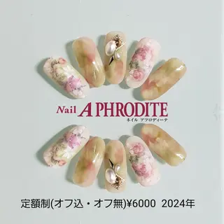 ネイル Nail  Aphroditeのネイルデザイン