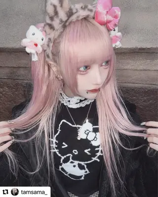 ロング ✨ハイトーン✨透明感 ✨生神　優季のヘアスタイル