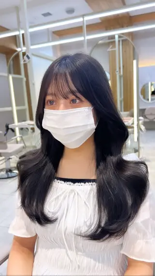 ロング レイヤーカット/ 顔まわり/アオイのヘアスタイル