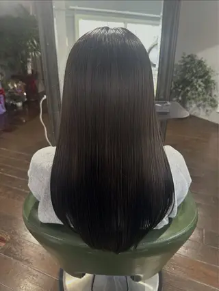 ロング カラー OON仙台一番町店所属・足立 崇明のヘアスタイル