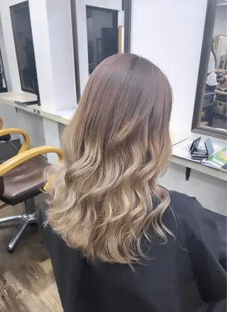 セミロング カラー 🧠U-topia 西村彩🧠のヘアスタイル