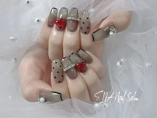 ミディアム cici nailのネイルデザイン