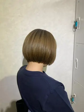 ショート カラー ブリーチカラーと、髪 質改善。HARUKAのヘアスタイル
