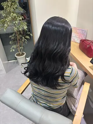 カラー Akane lienのヘアスタイル