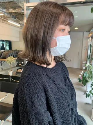 ミディアム カラー 透明感/オリーブ/ グレージュ/YUKAのヘアスタイル