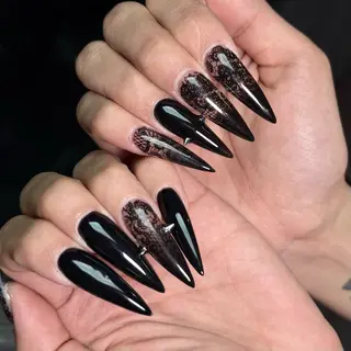 ネイル Dark Honey nozomiのネイルデザイン