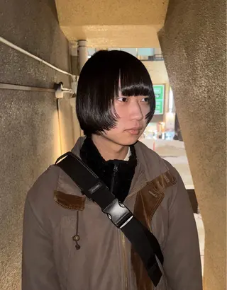 ショート 澁谷 咲映のヘアスタイル