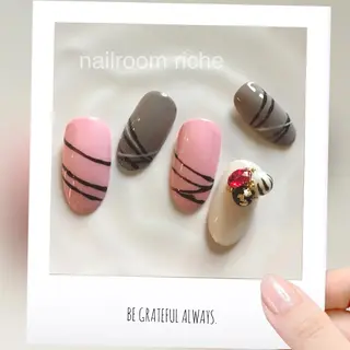 ネイル nailroom richeのネイルデザイン