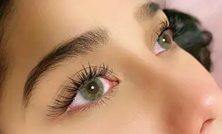 マツエク・マツパ eye.Rizm所属・eye.Rizm 銀座のマツエク・マツパデザイン