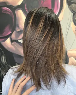 ミディアム カラー パーマ ヘアアレンジ メンズ キッズ ネイル マツエク・マツパ アイブロウ times salon名駅所属・久木原 ゆりのヘアスタイル