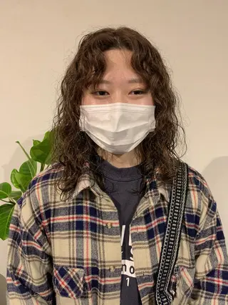 ミディアム パーマ 桃果 momokaのヘアスタイル