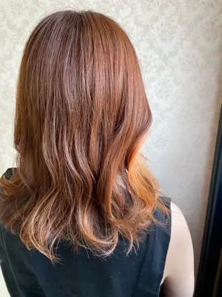 カラー ヒヨシ ルナのヘアスタイル