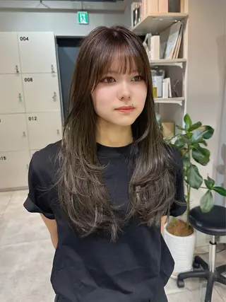 セミロング カラー KURO/韓国ヘア /レイヤーカットのヘアスタイル