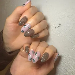 ネイル gleam所属・gleam✴︎ sayakaのネイルデザイン