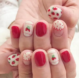 ネイル 東 千夏のネイルデザイン