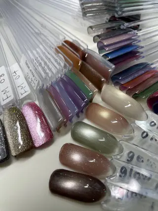 ネイル +Complete（プラスコンプリート）所属・プラスコンプリート 都立大学の眉毛・アイブロウイメージ