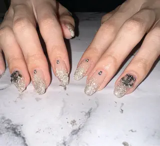 ネイル 新山 聖のネイルデザイン