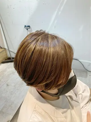 ショート カラー en't所属・【女性指名No.1】 西口直子のヘアスタイル