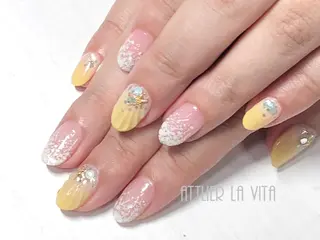 ネイル atelier la vita所属・lavita. mimuraのネイルデザイン