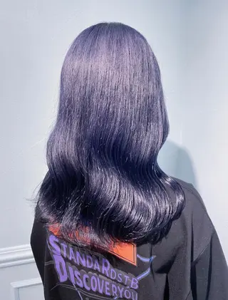 セミロング 🩶【推しハイトーン 】yuzu🩶のヘアスタイル