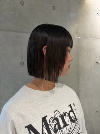 ショート カラー ヘアアレンジ ボブ艶モテカラー🫧 カリンのヘアスタイル