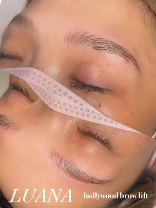 アイブロウ LUANA TAKAKOの眉毛・アイブロウイメージ