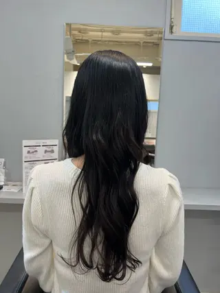 ロング ideal心斎橋 川田友美のヘアスタイル