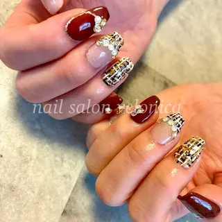 ネイル Nail salon ヴェロニカ　あまねのネイルデザイン