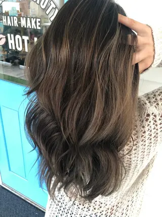 ロング AUBE HAIR citrine所属・石垣島/美容師 Moeのヘアスタイル