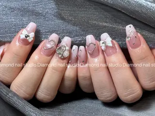 ネイル Mio ⛱のネイルデザイン