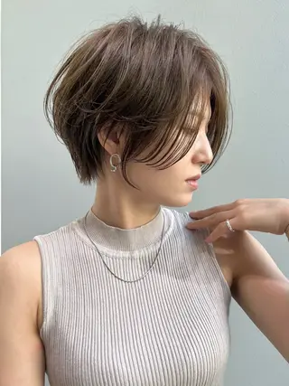 ショート 藤原 萌衣のヘアスタイル