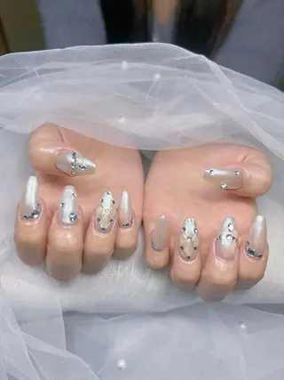 ネイル Mio_ Noiranailのネイルデザイン