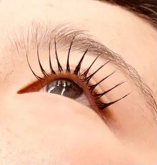 マツエク・マツパ マキア北上駅前店 🐣田村🐣のマツエク・マツパデザイン