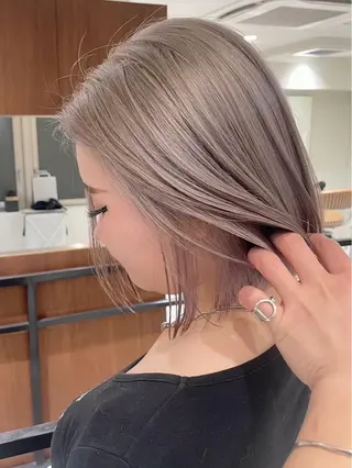 ショート 艶髪ハイトーン 💎凜💎のヘアスタイル