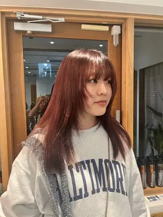 カラー YUI／レイヤー カット/透明感カラーのヘアスタイル