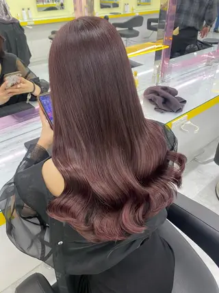 セミロング カラー パーマ ヘアアレンジ メンズ ネイル マツエク・マツパ アイブロウ linette所属・🐩推し活🐩 FUTABA🍒のヘアスタイル