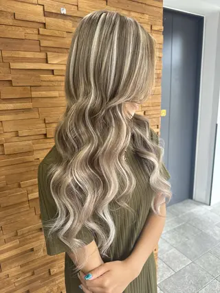 ロング ハイトーン&エクステ 横浜/RIEのヘアスタイル
