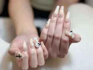 ネイル anh nail anne🤍のネイルデザイン