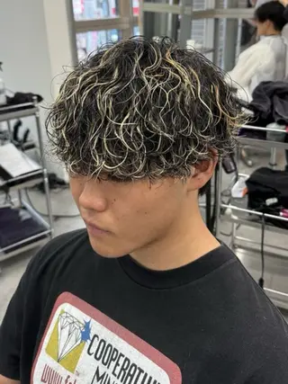 パーマ メンズ パーマ支持率No.1 ❤️🔥安成弾のヘアスタイル