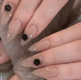 ネイル HIN NAILのネイルデザイン