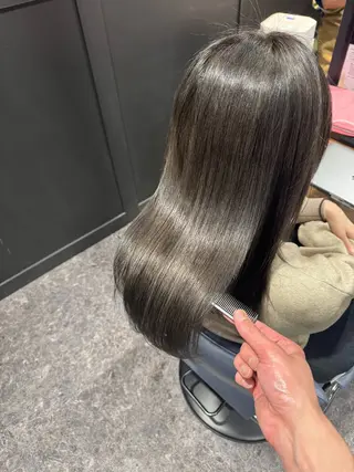 セミロング カラー OAK 中目黒のヘアスタイル