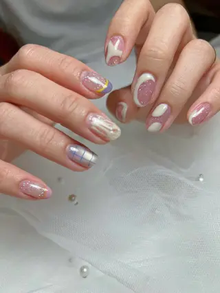 ネイル takara nail所属・takara射水高岡 マグネット韓国ポップのネイルデザイン