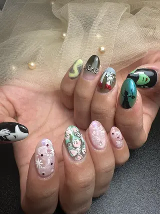 ネイル Cherie🫧 🌿NAOMIのネイルデザイン