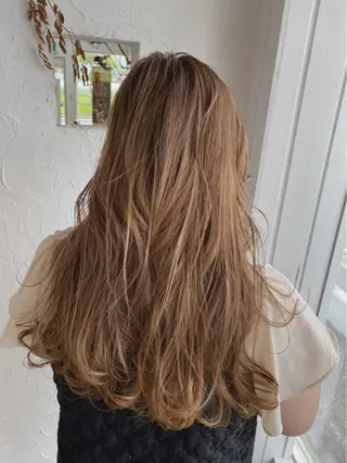 ロング カラー パーマ 美容室 ソンリエのヘアスタイル