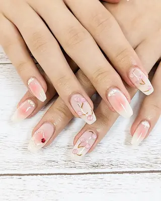 ネイル リラネイル Aikenのネイルデザイン