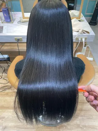 ロング 縮毛矯正　髪質改善 韓国風レイヤー　吉田のヘアスタイル